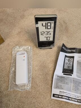 AcuRite Plastic Indoor and Outdoor Thermometer with Temperature and Clock 02059✅